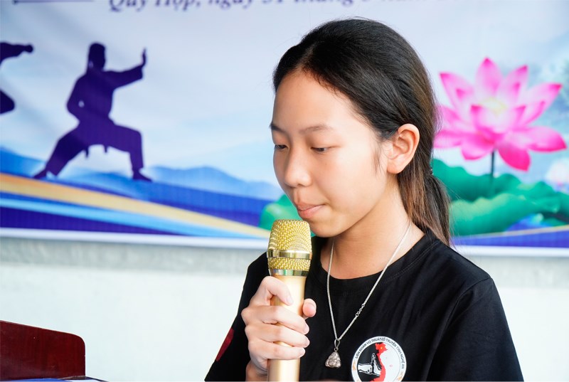 Anh-tin-bai